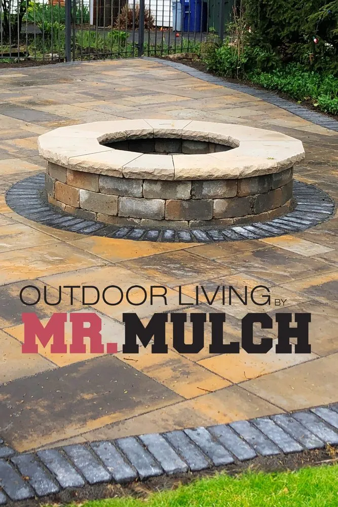 Professional yard cleanup service in Columbus, OH - Outdoor Living By Mr Mulch