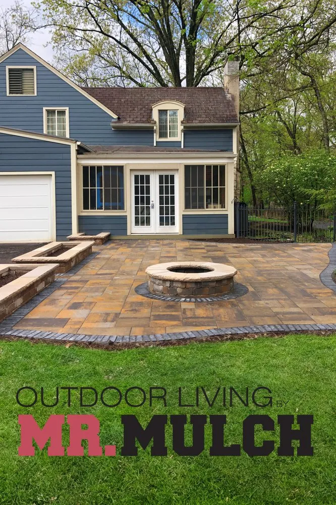 Top-rated outdoor landscaping experts serving Columbus, OH - Outdoor Living By Mr Mulch