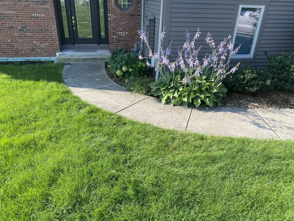 Expert garden landscaping experts serving Valparaiso, IN - Outdoor Living NWI