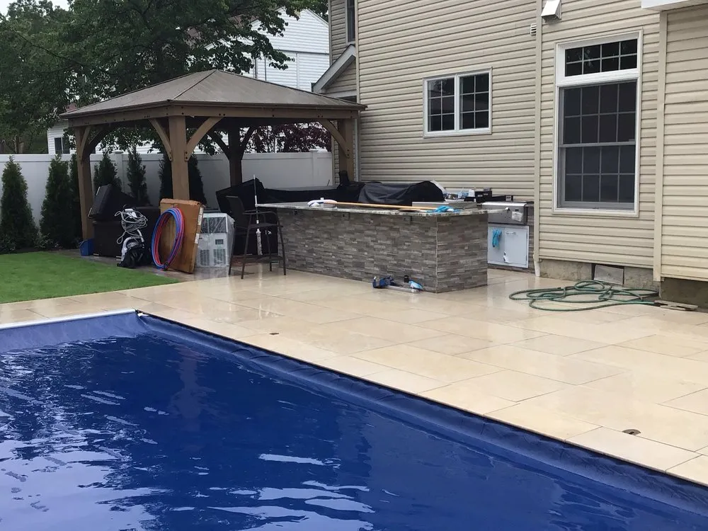 Custom lawn care service in Commack, NY - Outdoor Masters