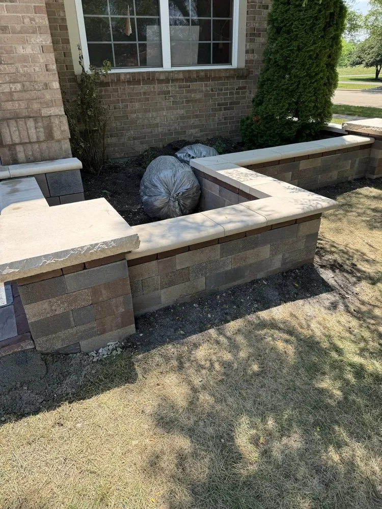 Top-rated yard cleanup service for residential properties in Minooka, IL by Outdoor Oasis Landscaping