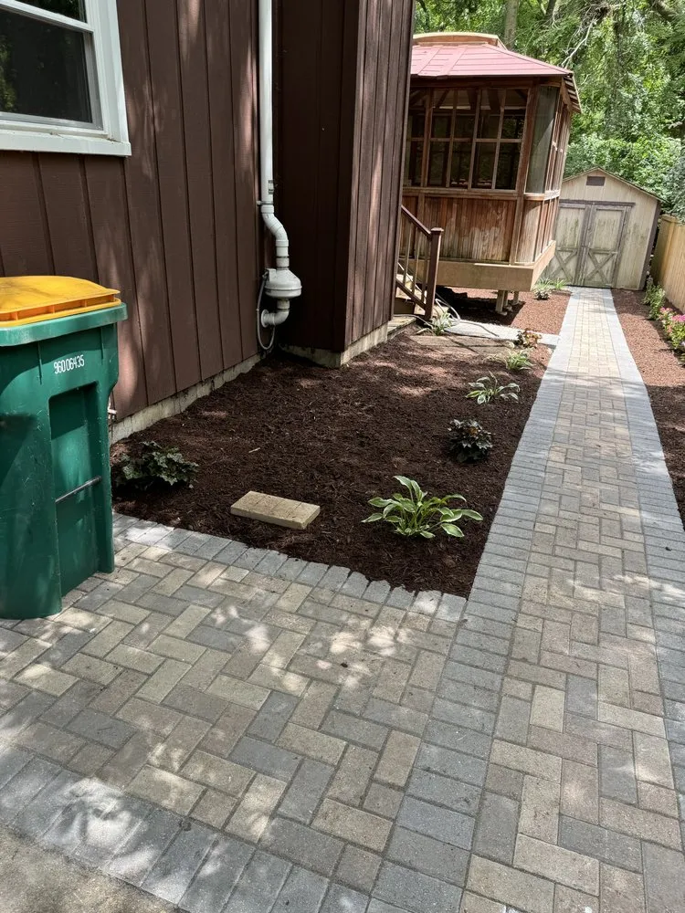 Trusted outdoor landscaping with custom design across Minooka, IL - Outdoor Oasis Landscaping