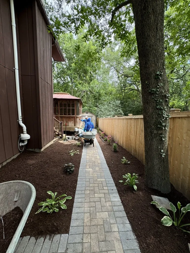 Affordable residential landscaping for homes in Minooka, IL by Outdoor Oasis Landscaping