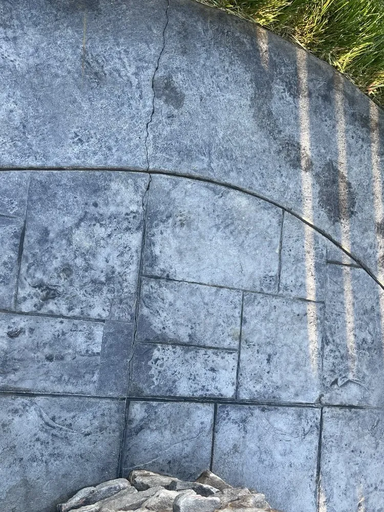 Professional yard maintenance experts serving Clarksville, TN - Outdoor Options