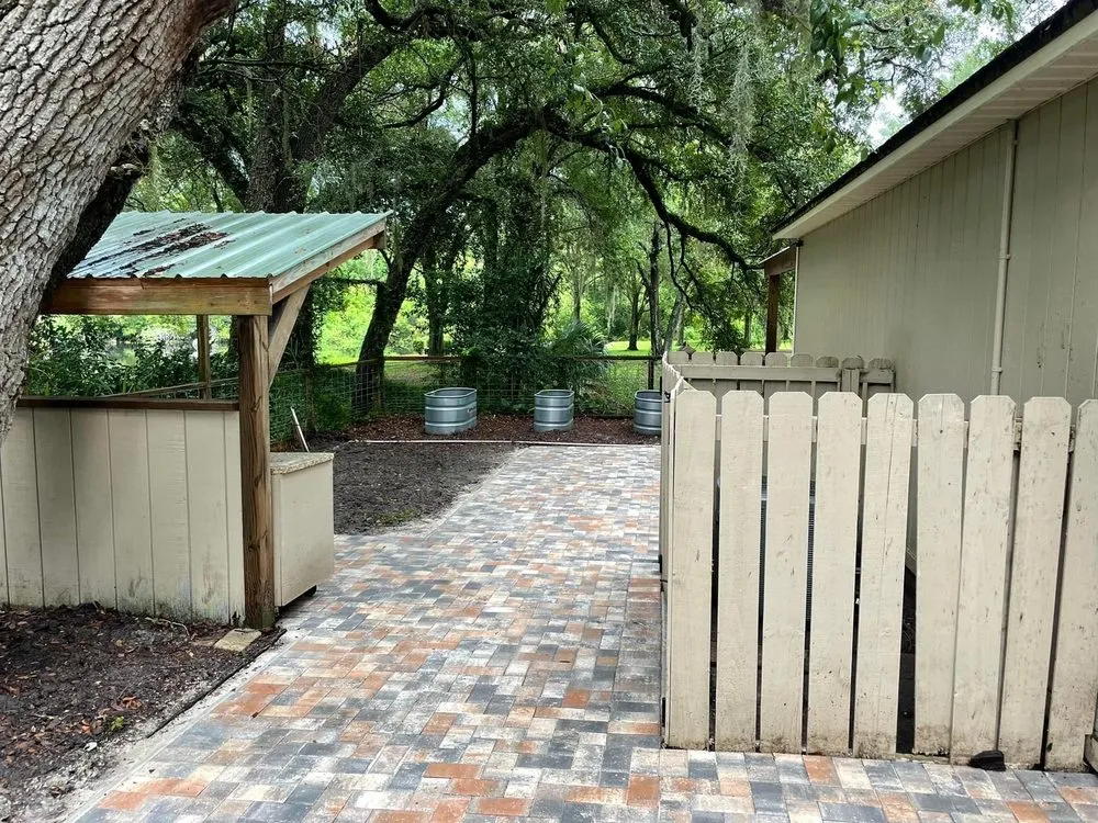 Expert lawn care service with custom design across Eustis, FL - Outdoor professions