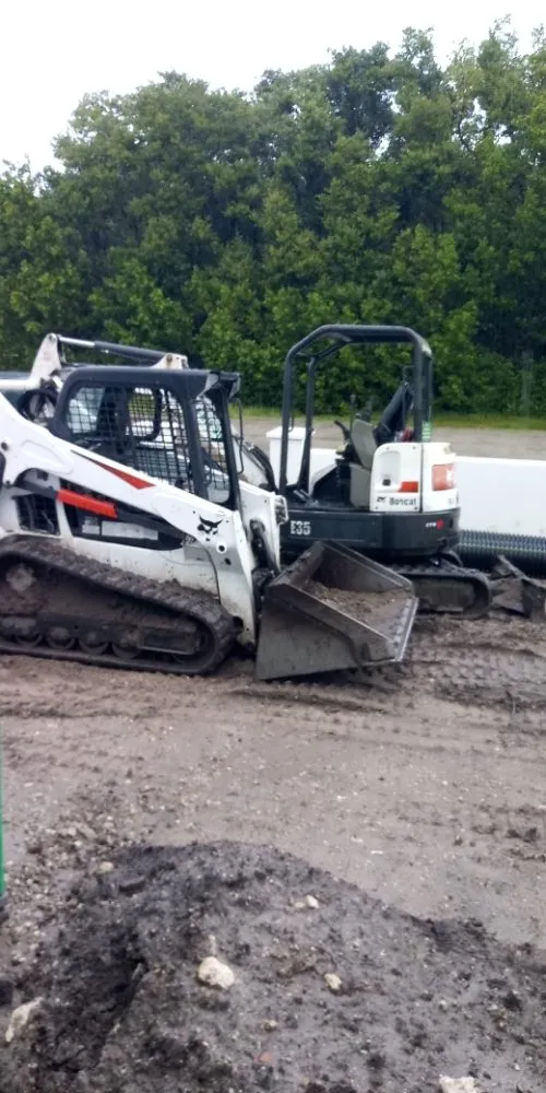 Local landscaping services experts serving Canal Point, FL - Outdoor Pros