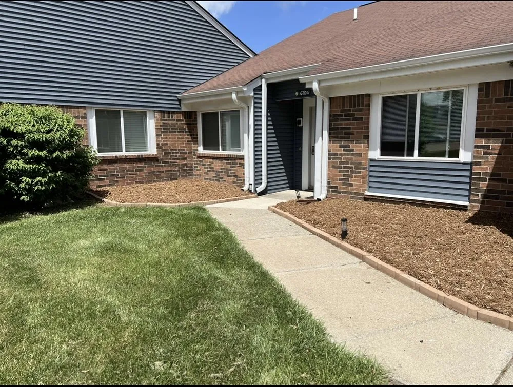 Professional yard cleanup service in Oxford, MI - Outdoor Pros Lawn & Landscape
