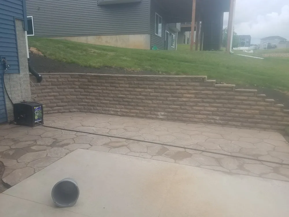 Expert yard cleanup service for residential properties across Lone Tree, IA - Outdoor Pros