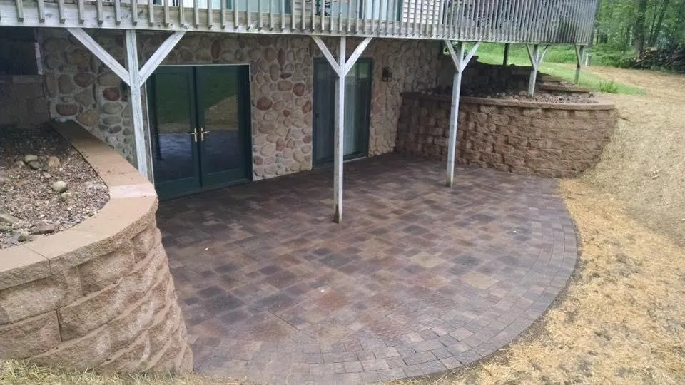 Expert yard cleanup service experts serving Rhinelander, WI - Outdoor Rooms