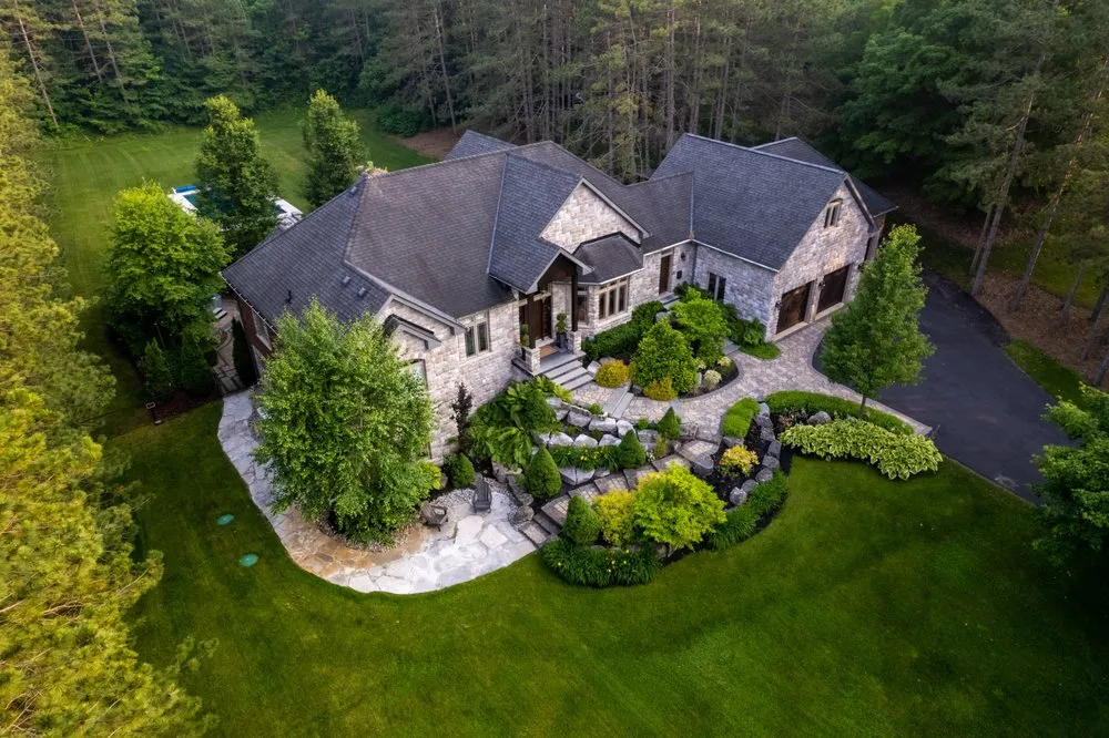 Reliable lawn mowing service near you in Blue Springs, MO by Outdoor Sector