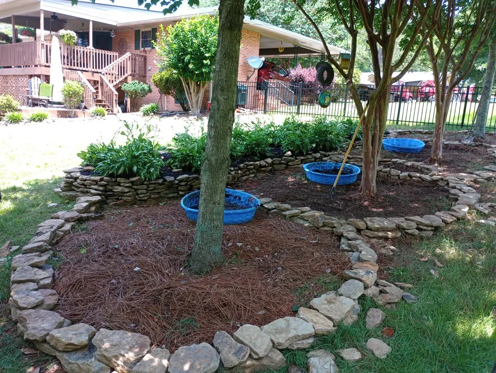 Trusted yard maintenance for beautiful yards across Dodge City, AL - Outdoor services