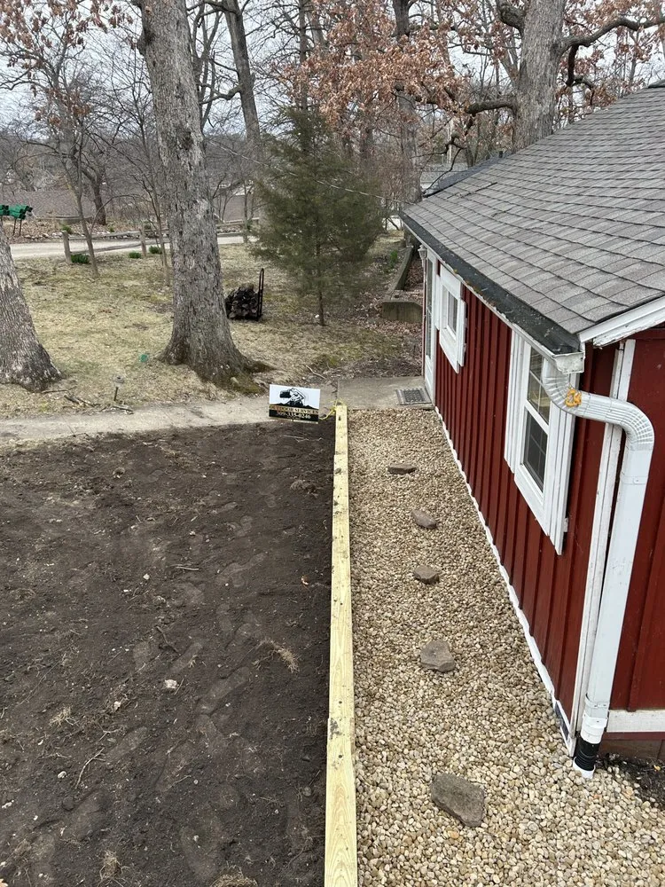 Top-rated yard maintenance near you in Knoxville, IL by Outdoor services