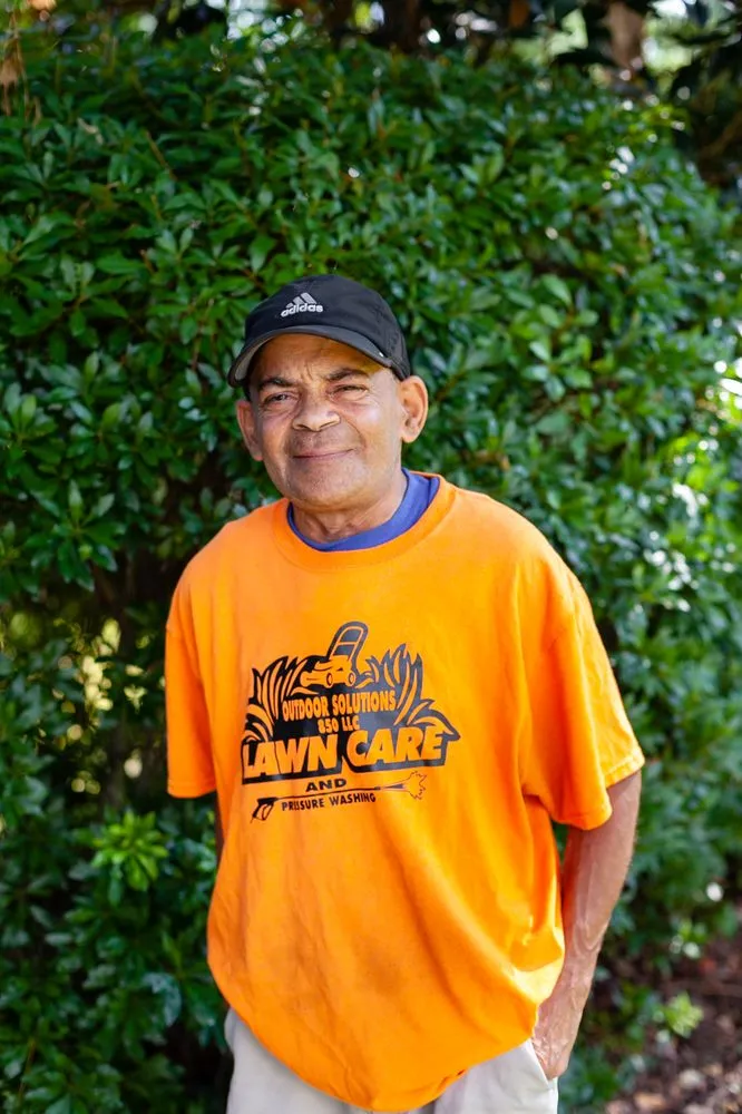 Affordable lawn mowing service experts serving Crestview, FL - Outdoor Solutions 850