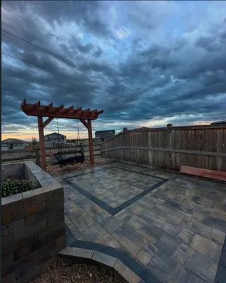 Outdoor Solutions Logo