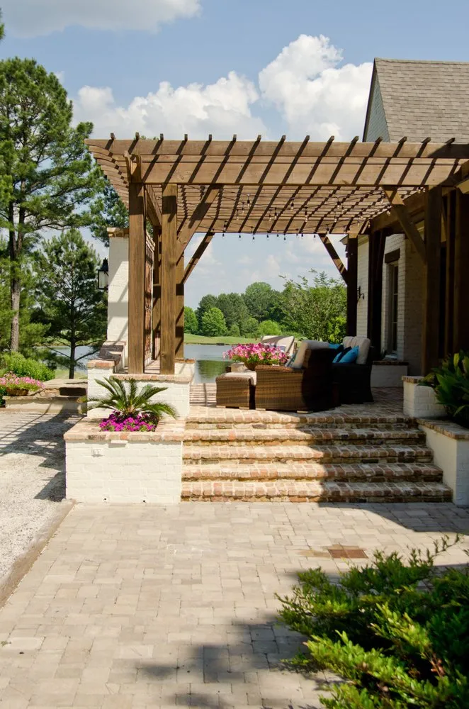 Custom garden landscaping in Brandon, MS - Outdoor Solutions of MS