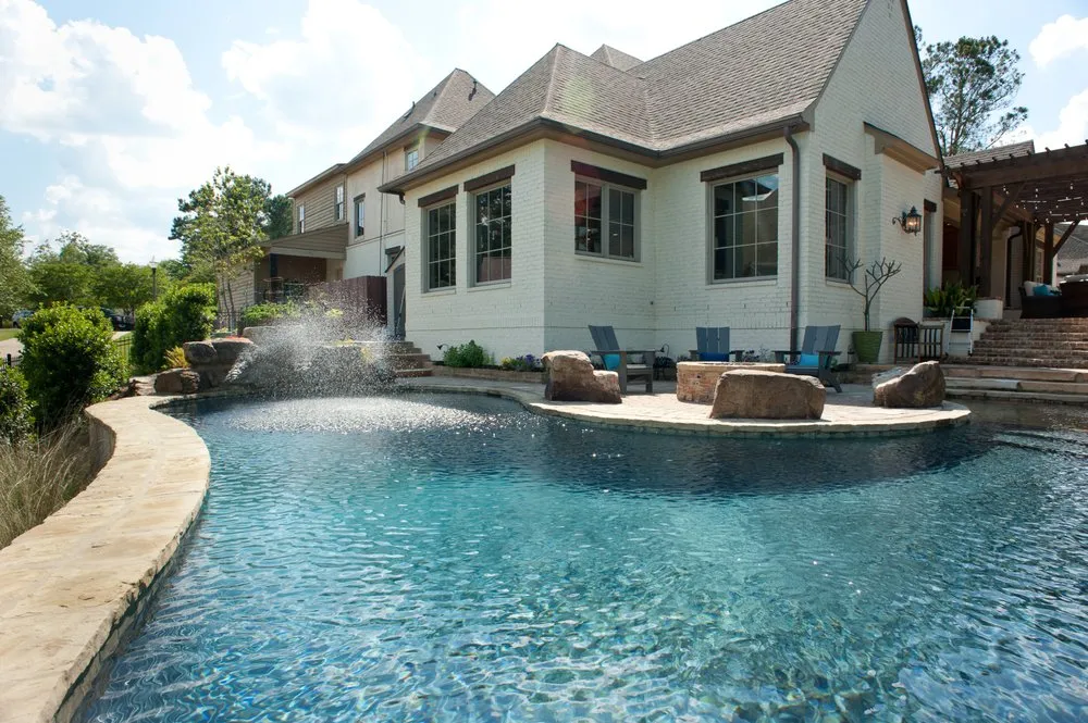 Custom lawn care service in Brandon, MS - Outdoor Solutions of MS