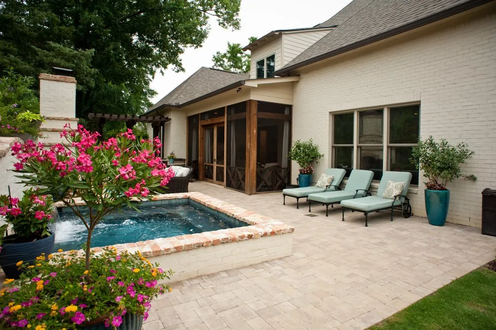 Custom yard cleanup service in Brandon, MS - Outdoor Solutions of MS