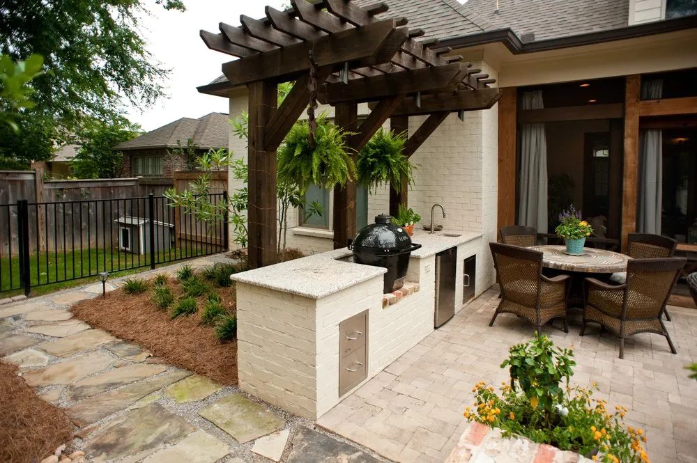 Custom landscape design in Brandon, MS - Outdoor Solutions of MS