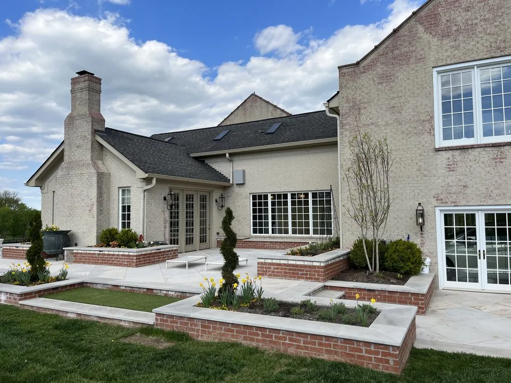 Affordable lawn mowing service with custom design across Lexington, KY - Outdoor Spaces