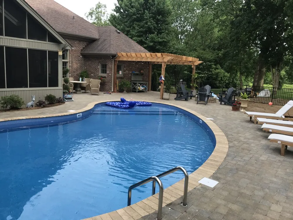 Expert yard cleanup service experts serving Lexington, KY - Outdoor Spaces