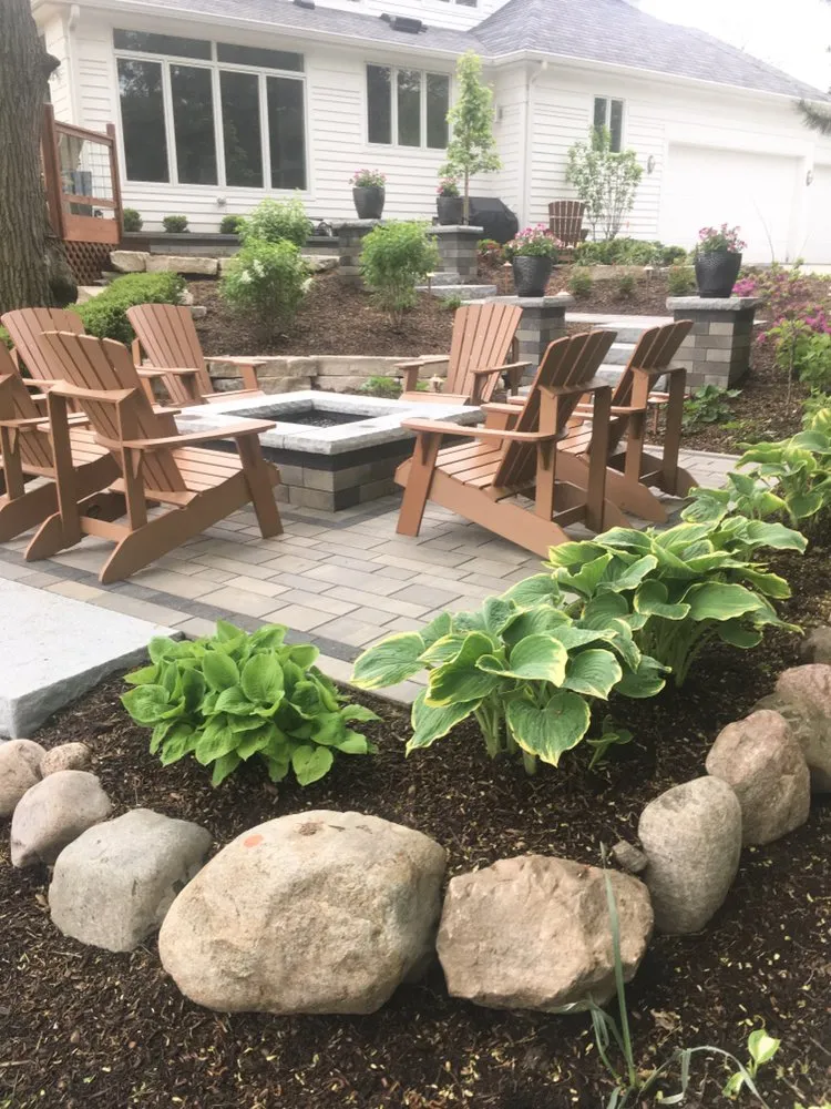 Custom yard cleanup service in Yorkville, IL by OutdoorScapes