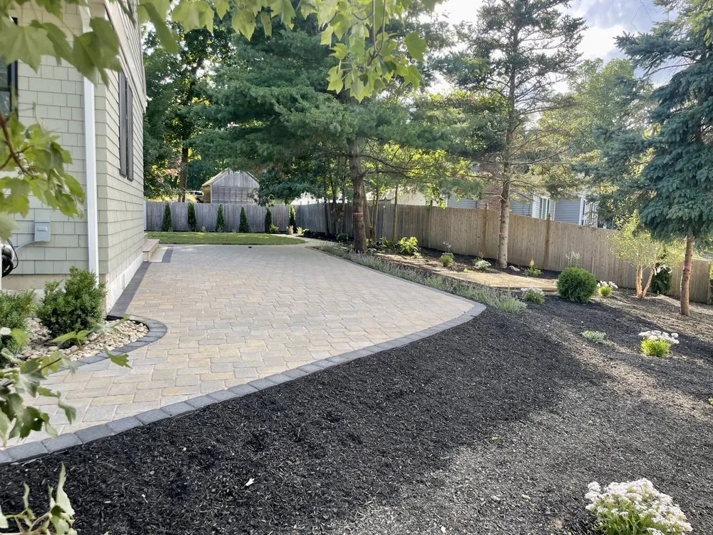 Expert yard cleanup service experts serving Salem, MA - Outdoorx