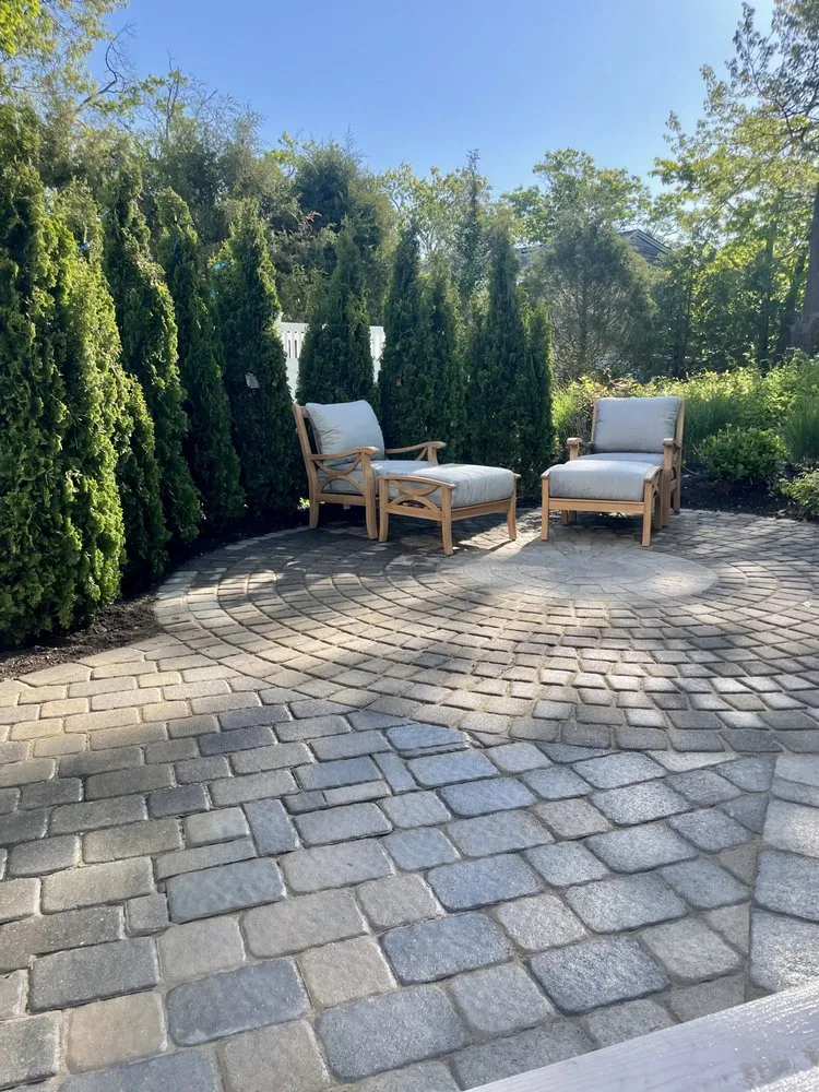 Reliable yard cleanup service experts serving Salem, MA - Outdoorx