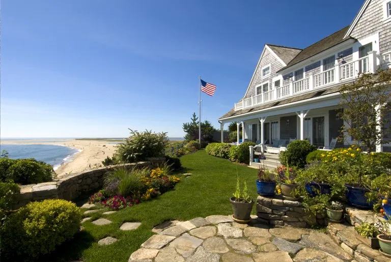 Local outdoor landscaping experts serving Mashpee, MA - Outerland