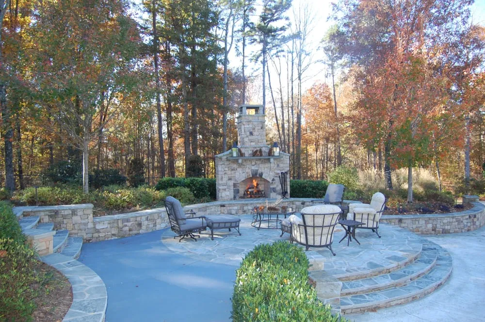Trusted lawn care service in Alpharetta, GA - Outside Landscape Group