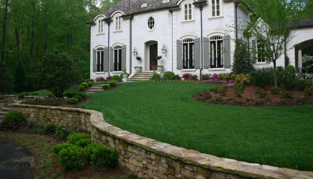 Top-rated lawn mowing service experts serving Alexander City, AL - Outside Landscape Lake Martin