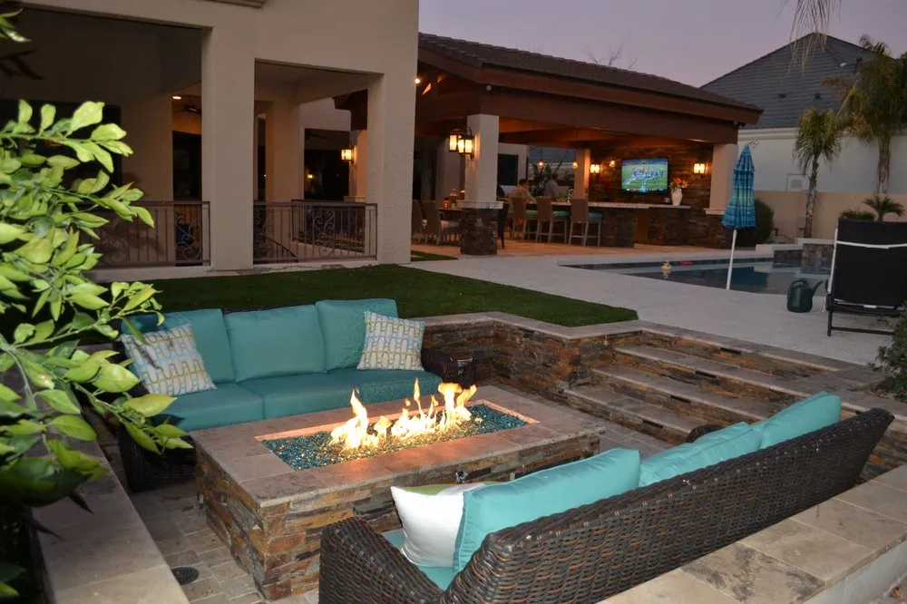 Trusted lawn care service experts serving Phoenix, AZ - Outside Living Concepts