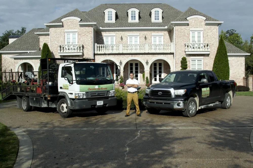 Trusted lawn mowing service for year-round maintenance across Franklin, TN - Outside the House