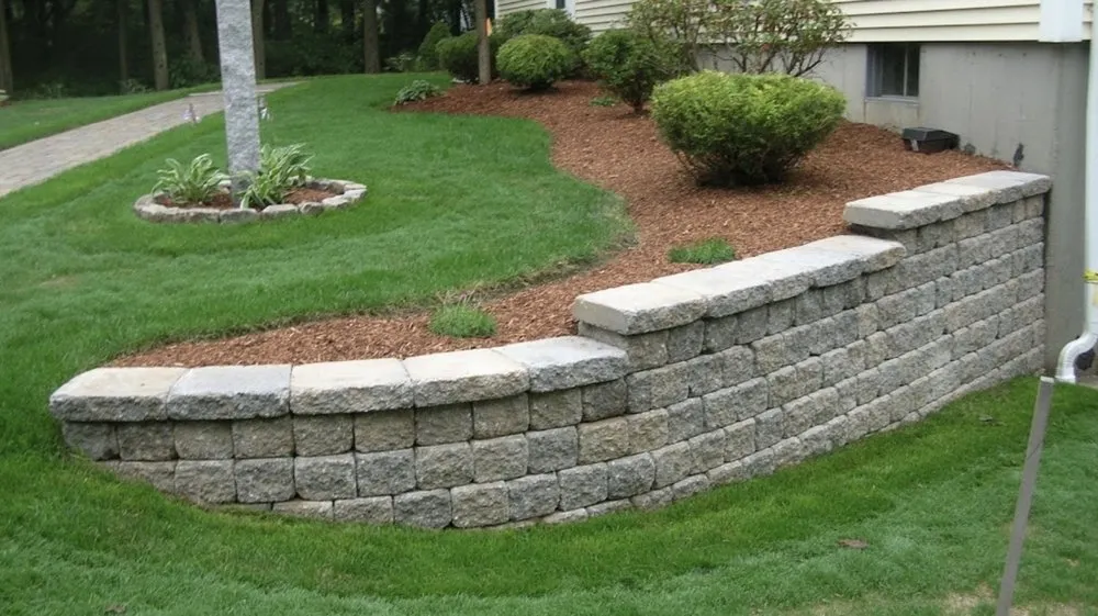 Trusted yard maintenance in Lusby, MD - Outside Unlimited Landscaping