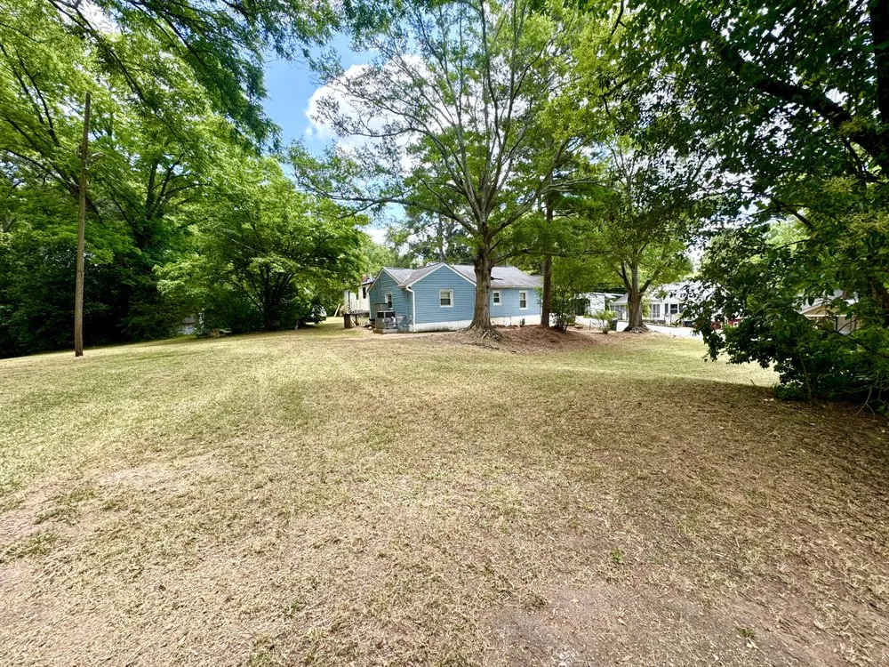 Professional residential landscaping in Anderson, SC - Outsiders Landscaping