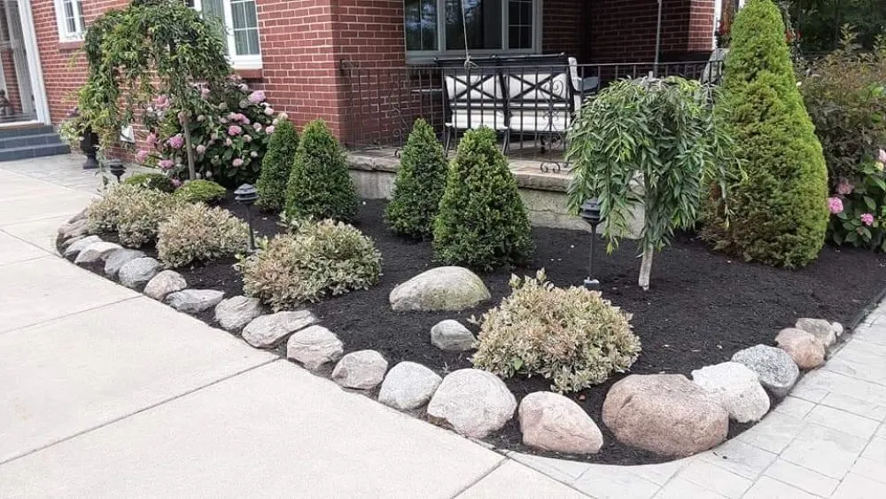 Top-rated yard cleanup service for homes across Lake View, NY - Outstanding Outdoors