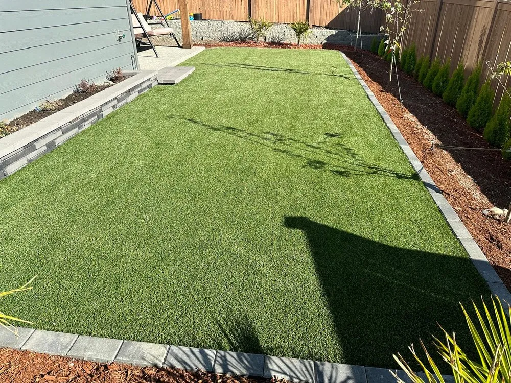 Custom yard cleanup service in Marysville, WA - Ovalle Landscaping & Construction