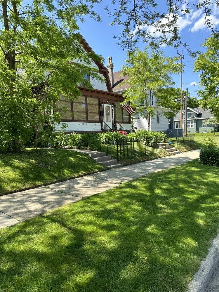 Expert lawn mowing service experts serving Racine, WI - Ovalle Lawn Service Tree and Snow Removal