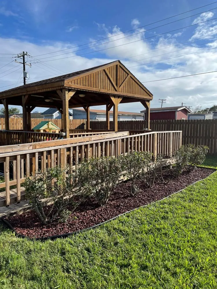 Affordable yard cleanup service for homes in Port Isabel, TX by Ovalle's Green Lawn Service