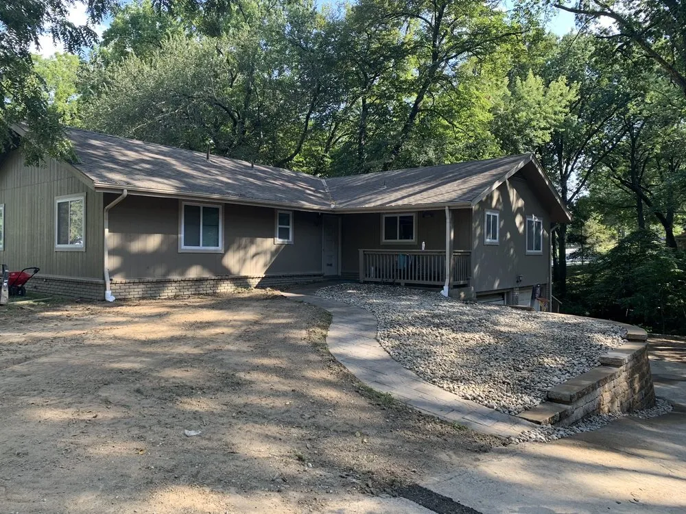 Top-rated landscape installation experts serving Excelsior Springs, MO - Over The Field Landscaping