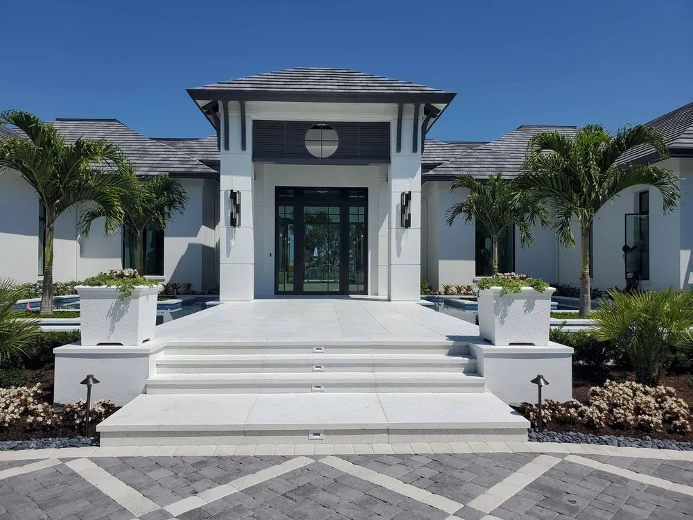 Professional garden landscaping in Fort Myers, FL by Overall Outdoor Services