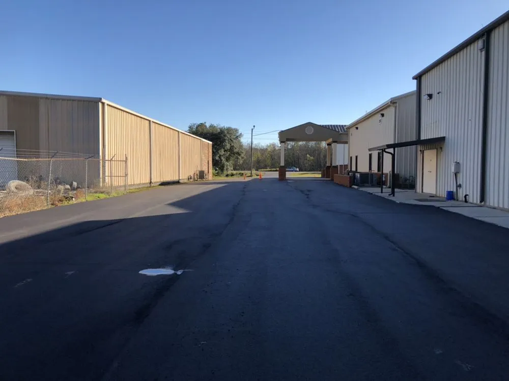 Expert yard maintenance in Summerdale, AL - Overstreet Sealcoating