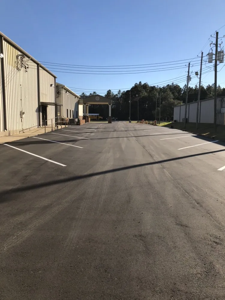 Custom garden landscaping in Summerdale, AL - Overstreet Sealcoating