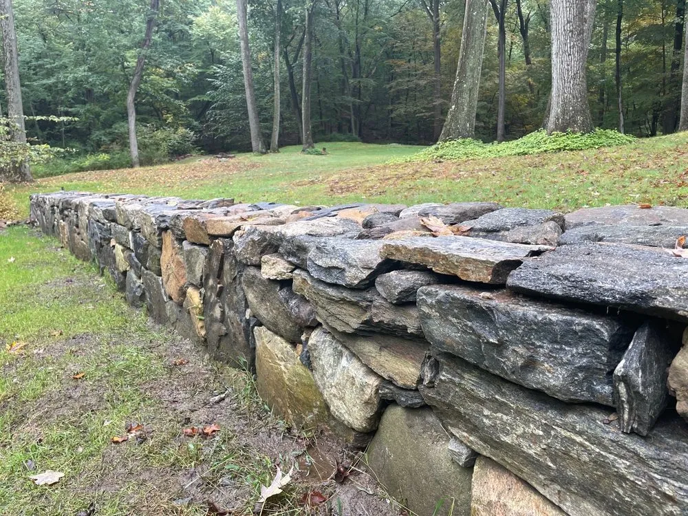 Expert yard maintenance in Mount Kisco, NY - Ovidio's Landscaping