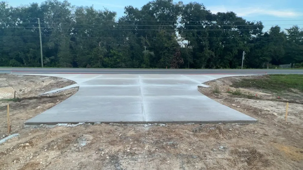 Professional yard maintenance in Wildwood, FL - Owens Construction & Debris Removal