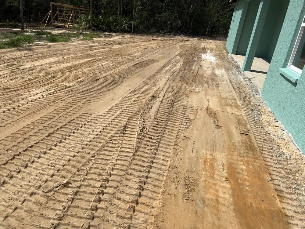 Top-rated yard cleanup service in Wildwood, FL by Owens Construction & Debris Removal