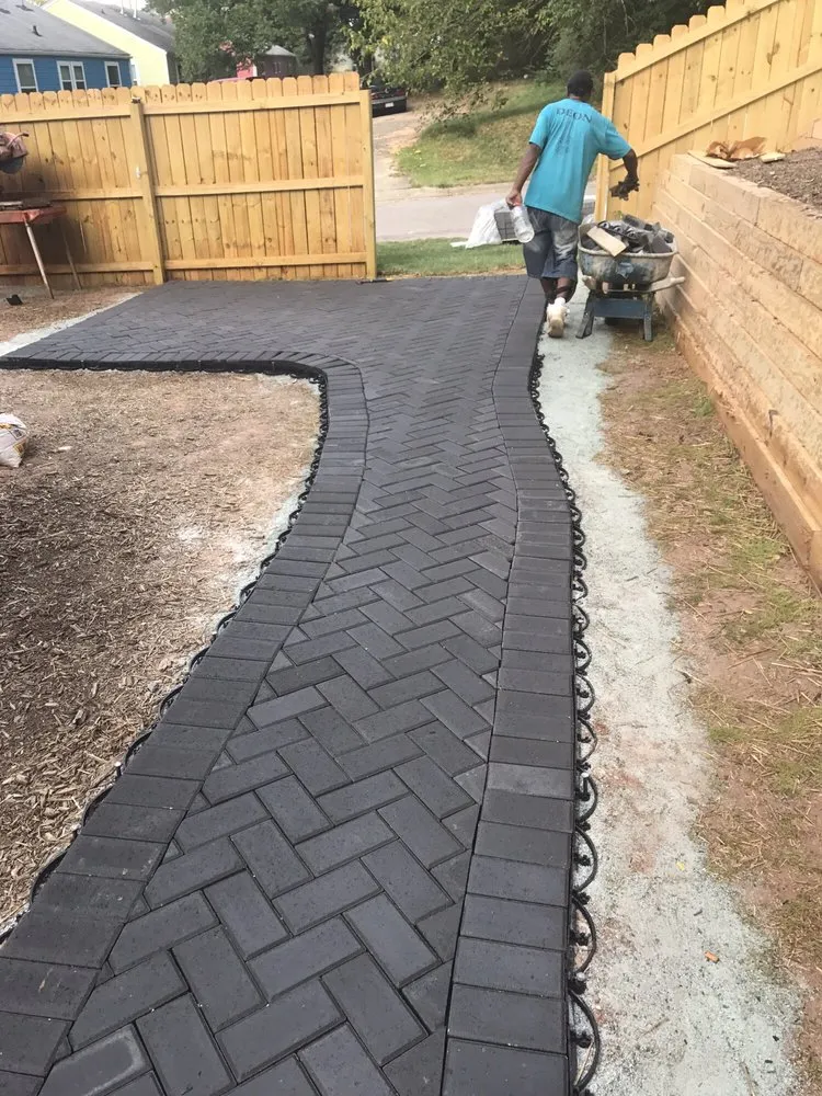 Reliable garden landscaping experts serving Durham, NC - Owen's Landscaping & Concrete