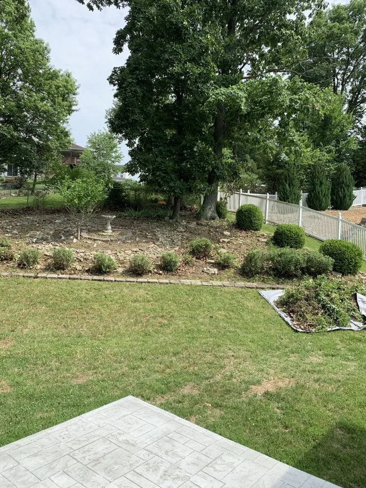 Top-rated lawn mowing service experts serving Saint Louis, MO - Owens Landscaping & Lawn Care