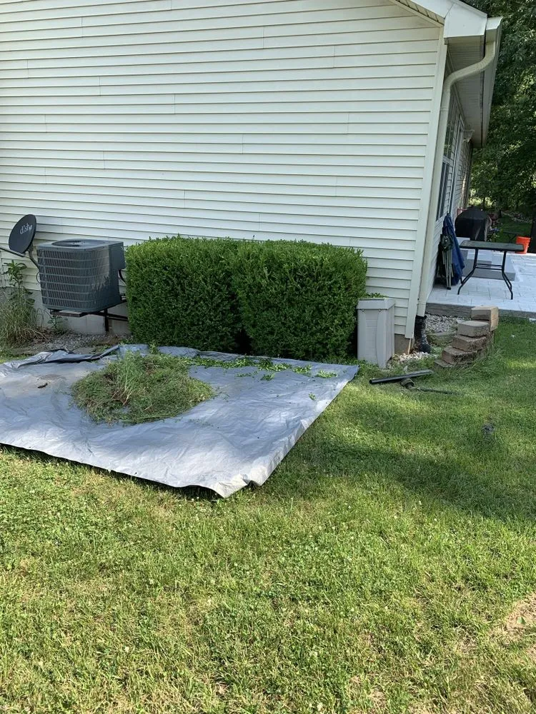 Trusted landscape design with custom design in Saint Louis, MO by Owens Landscaping & Lawn Care