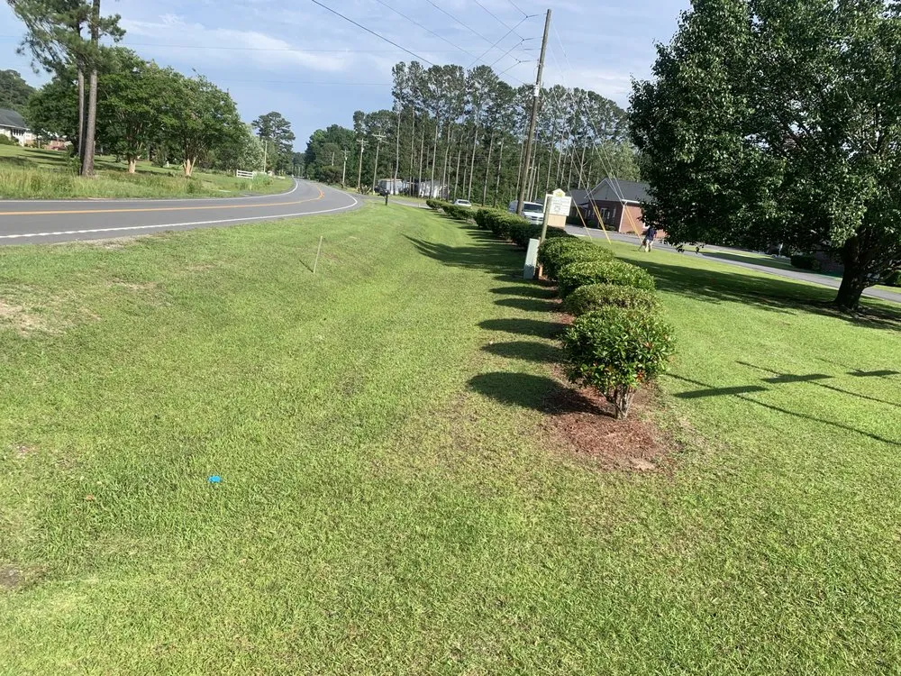 Affordable garden landscaping experts serving Conway, SC - Owens Lawn Care