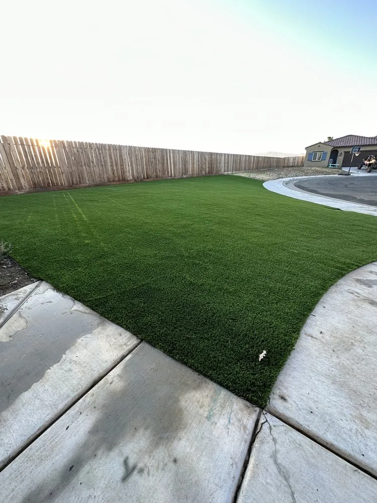 Trusted yard cleanup service experts serving Bakersfield, CA - O.W.O Landscaping